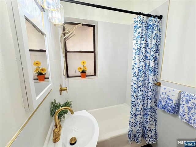 141 Duncan Avenue 6, Jersey City, NJ 07306