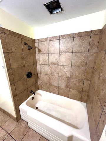 2345 Harding Avenue, Muskegon, MI 49441