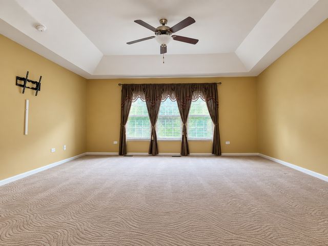 4 Snead Court, Bolingbrook, IL 60490