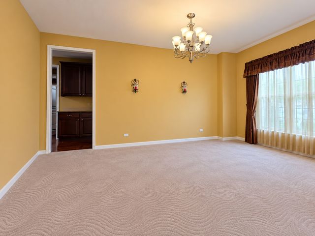 4 Snead Court, Bolingbrook, IL 60490
