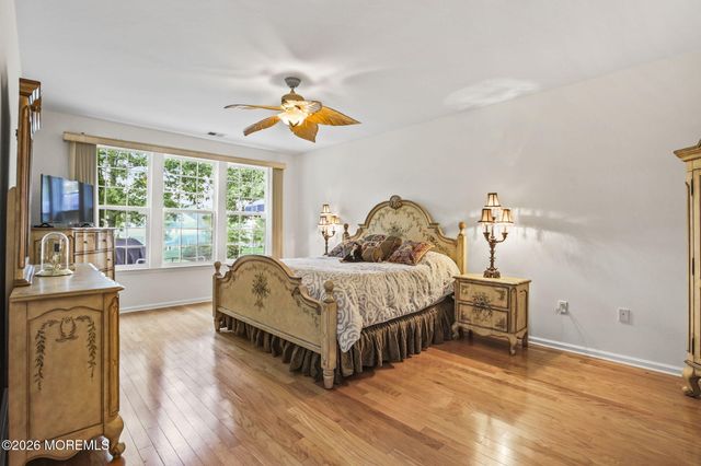 35 Hartack Road, Manalapan, NJ 07726