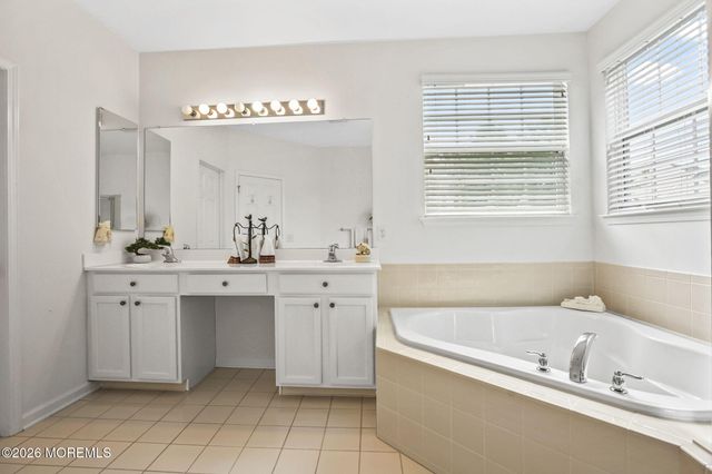 35 Hartack Road, Manalapan, NJ 07726
