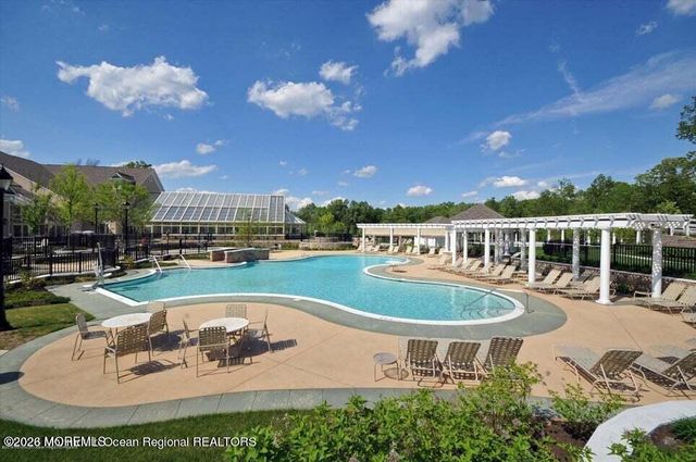 35 Hartack Road, Manalapan, NJ 07726