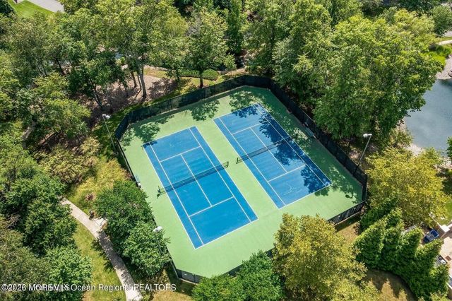 35 Hartack Road, Manalapan, NJ 07726