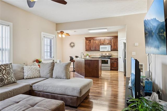 705 Dorothys DR, Newport News, VA 23608