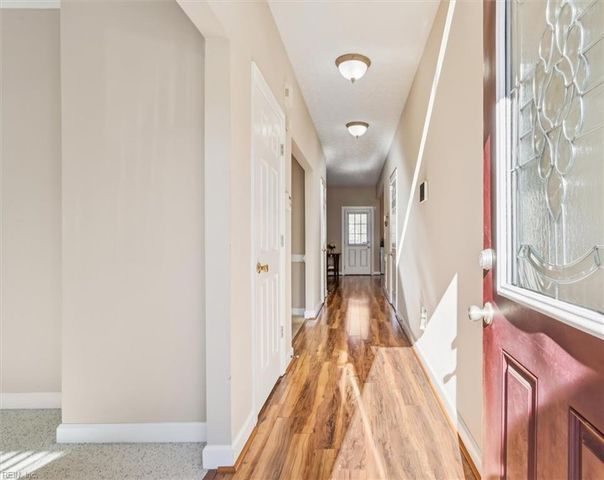 705 Dorothys DR, Newport News, VA 23608