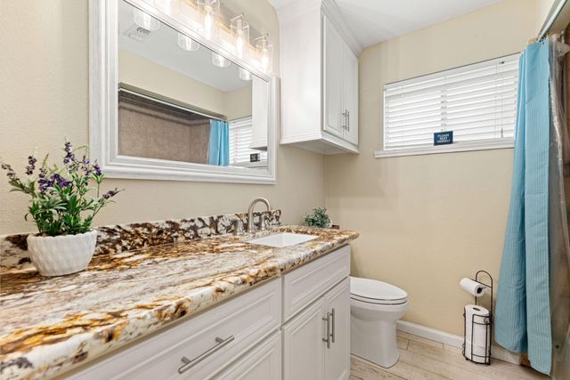 1103 Pinecroft Drive, Sugar Land, TX 77498