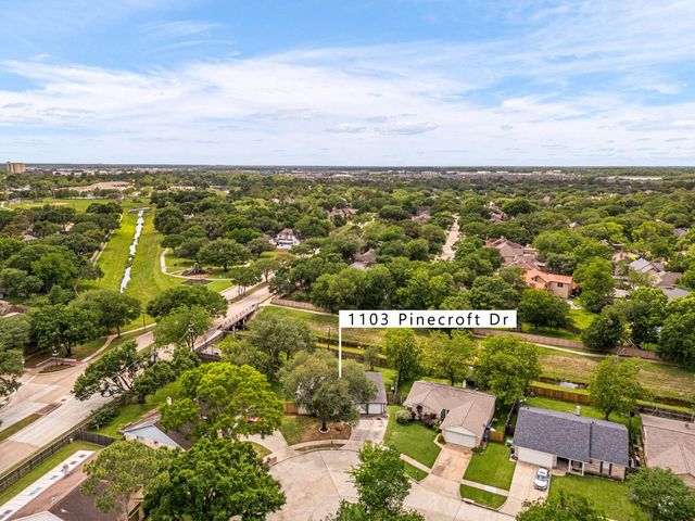 1103 Pinecroft Drive, Sugar Land, TX 77498