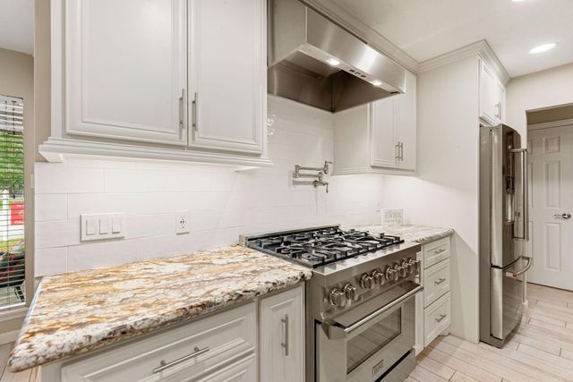 1103 Pinecroft Drive, Sugar Land, TX 77498