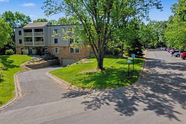 4045 Hodgson Road 107, Shoreview, MN 55126