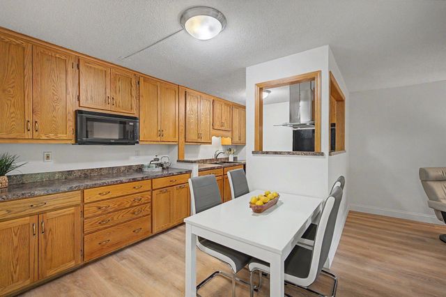 4045 Hodgson Road 107, Shoreview, MN 55126