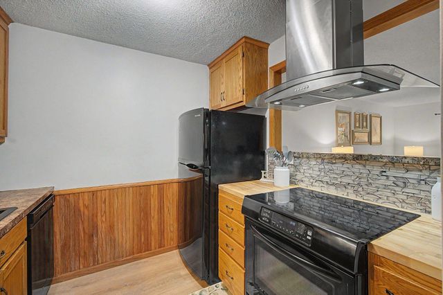 4045 Hodgson Road 107, Shoreview, MN 55126