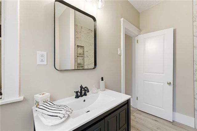 1004 Biltmore, Dormont, PA 15216