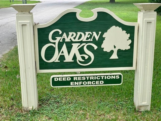 515 W 30th Street, Houston, TX 77018