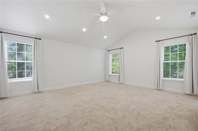 3909 Wedgewood DR, Chesapeake, VA 23321