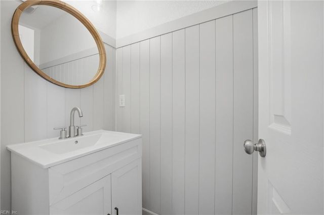 3909 Wedgewood DR, Chesapeake, VA 23321