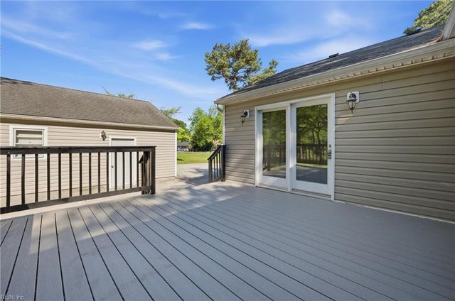 3909 Wedgewood DR, Chesapeake, VA 23321