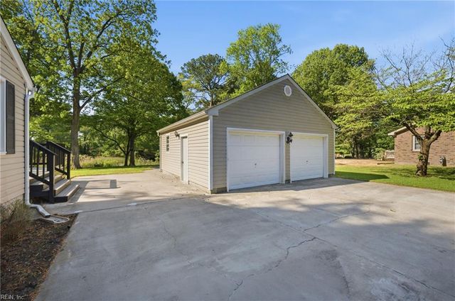 3909 Wedgewood DR, Chesapeake, VA 23321