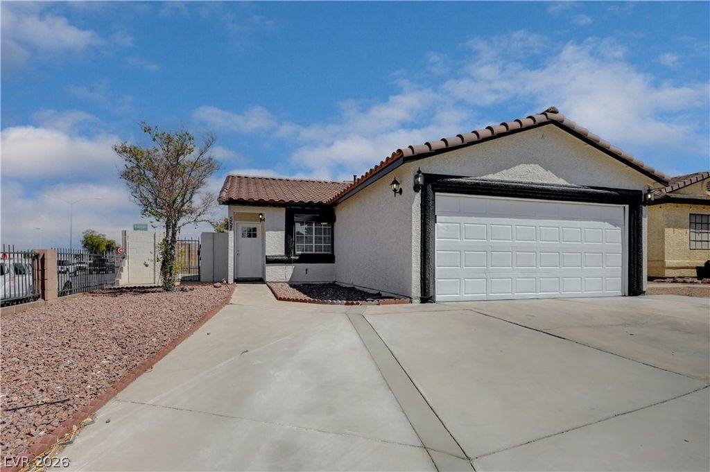 557 Chandler Street, Henderson, NV 89014 — photo 3