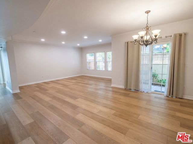 4832 Whitsett Avenue 105, Valley Village, CA 91607