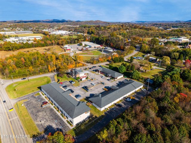 2731 Asbury Rd, Knoxville, TN 37914