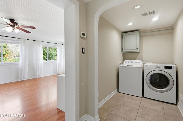 2731 Asbury Rd, Knoxville, TN 37914