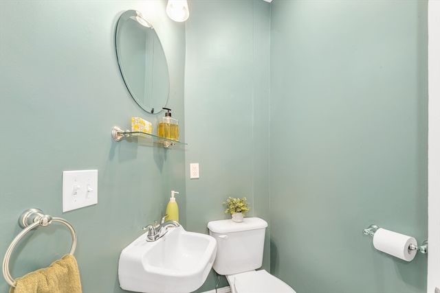 15 Reddy Ave, Boston, MA 02136