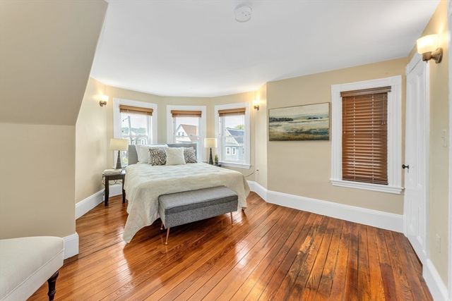 15 Reddy Ave, Boston, MA 02136