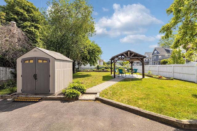 15 Reddy Ave, Boston, MA 02136