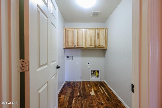 7423 W PUEBLO Avenue, Phoenix, AZ 85043