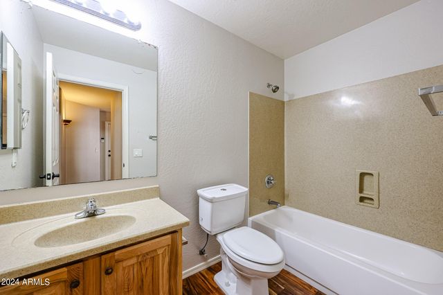 7423 W PUEBLO Avenue, Phoenix, AZ 85043