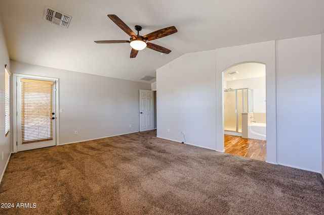 7423 W PUEBLO Avenue, Phoenix, AZ 85043