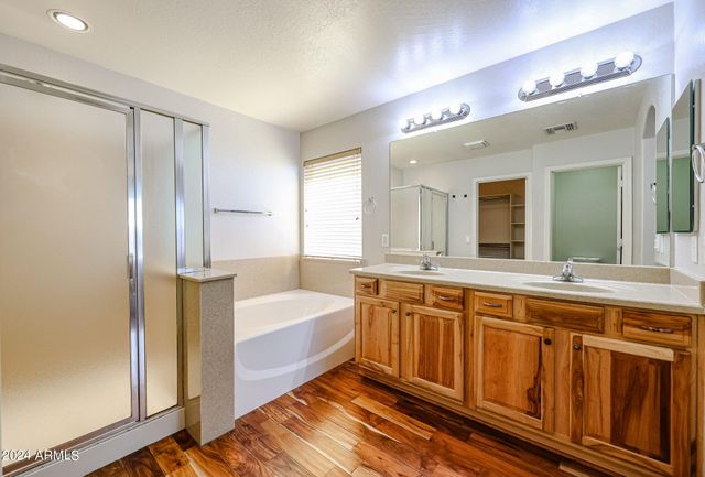 7423 W PUEBLO Avenue, Phoenix, AZ 85043