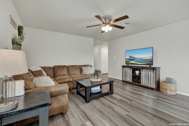 2459 Pechora Pipit, New Braunfels, TX 78130