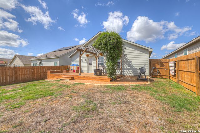 2459 Pechora Pipit, New Braunfels, TX 78130