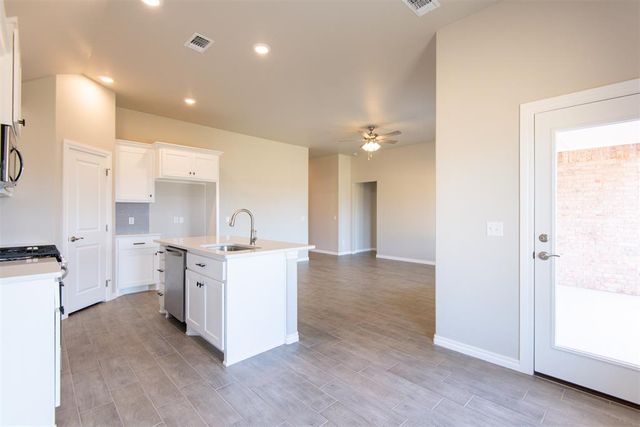 8401 NW 162nd Street, Edmond, OK 73013