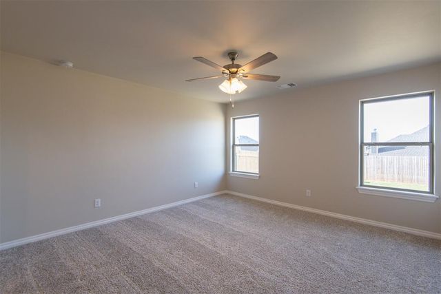 8401 NW 162nd Street, Edmond, OK 73013