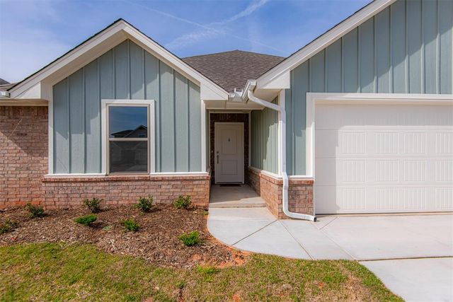 8401 NW 162nd Street, Edmond, OK 73013