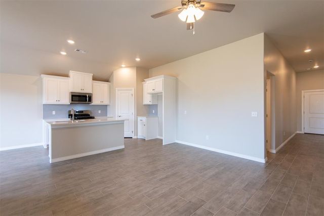 8401 NW 162nd Street, Edmond, OK 73013