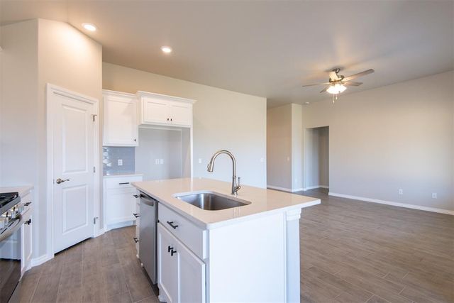 8401 NW 162nd Street, Edmond, OK 73013