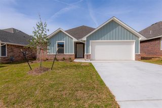 8401 NW 162nd Street, Edmond, OK 73013