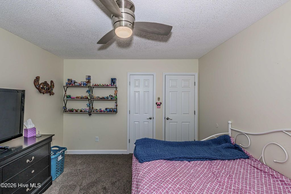 Image 24 of property listing at 408 Cardinal Road, Jacksonville, NC 28546