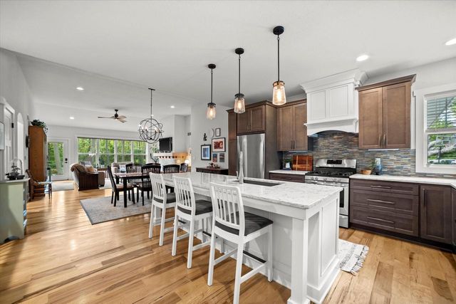 9015 W Grange AVENUE, Greendale, WI 53129