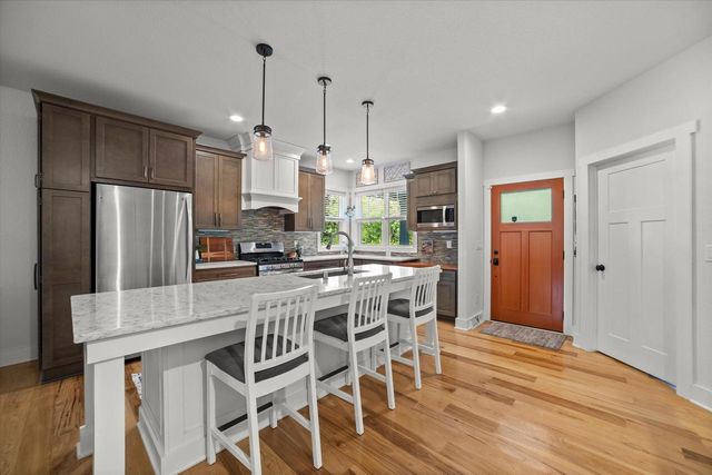 9015 W Grange AVENUE, Greendale, WI 53129