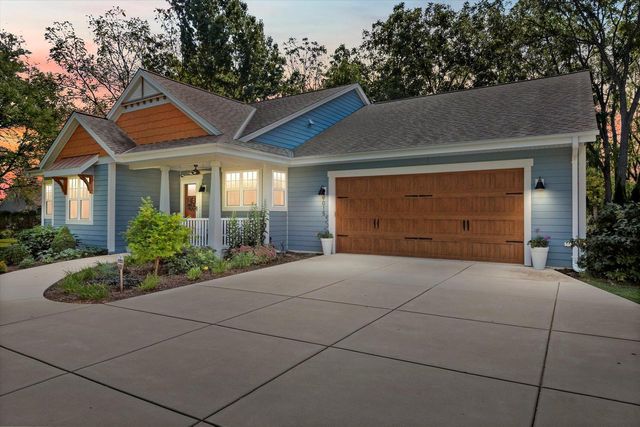 9015 W Grange AVENUE, Greendale, WI 53129