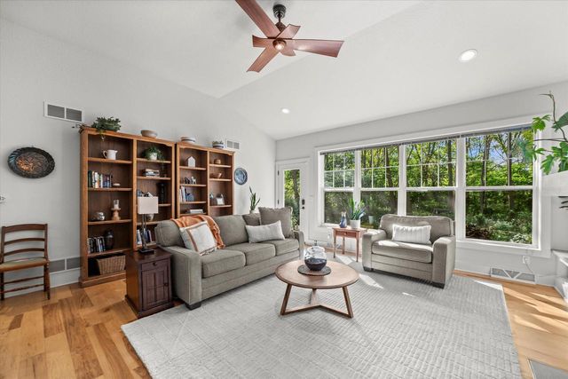 9015 W Grange AVENUE, Greendale, WI 53129