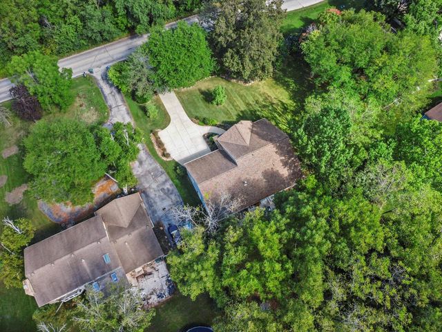 9015 W Grange AVENUE, Greendale, WI 53129