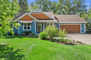 9015 W Grange AVENUE, Greendale, WI 53129