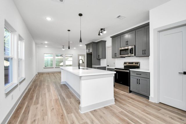 3521 Canfield Street AB, Houston, TX 77004