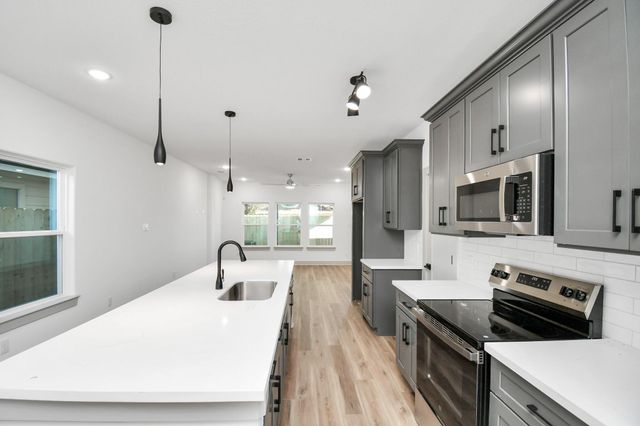 3521 Canfield Street AB, Houston, TX 77004